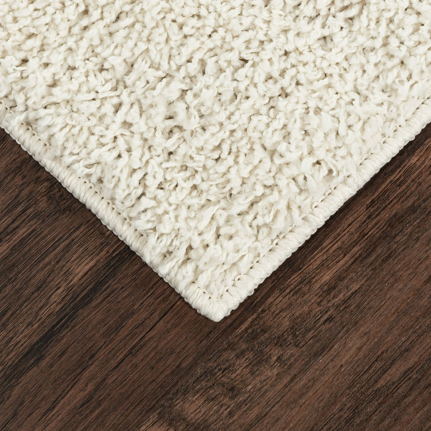 Mainstays Traditional Solid Ivory Tufted Shag Indoor Accent Rug, 1'8"x2'10"
