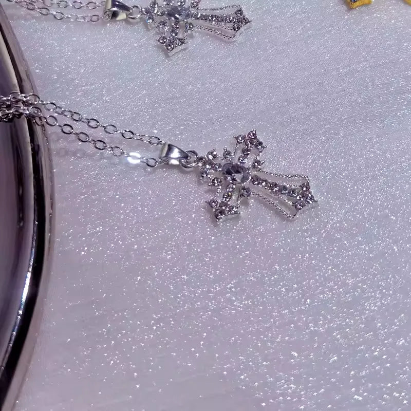 Gothic Big Zircon Cross Necklace Unisex Y2K Irregular Goth Large Cross Pendant Necklaces for Men Women Couple Necklace Jewelry