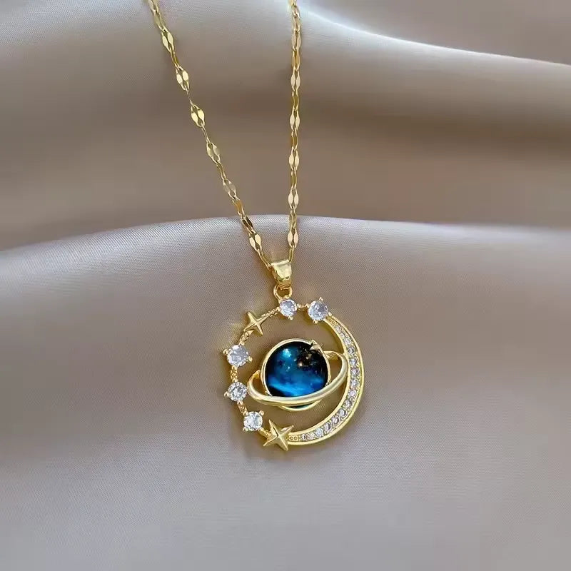 Elegant Moon Shape Beautiful Starry Necklace With Micro-Inlaid Zirconium Luxury Pendants