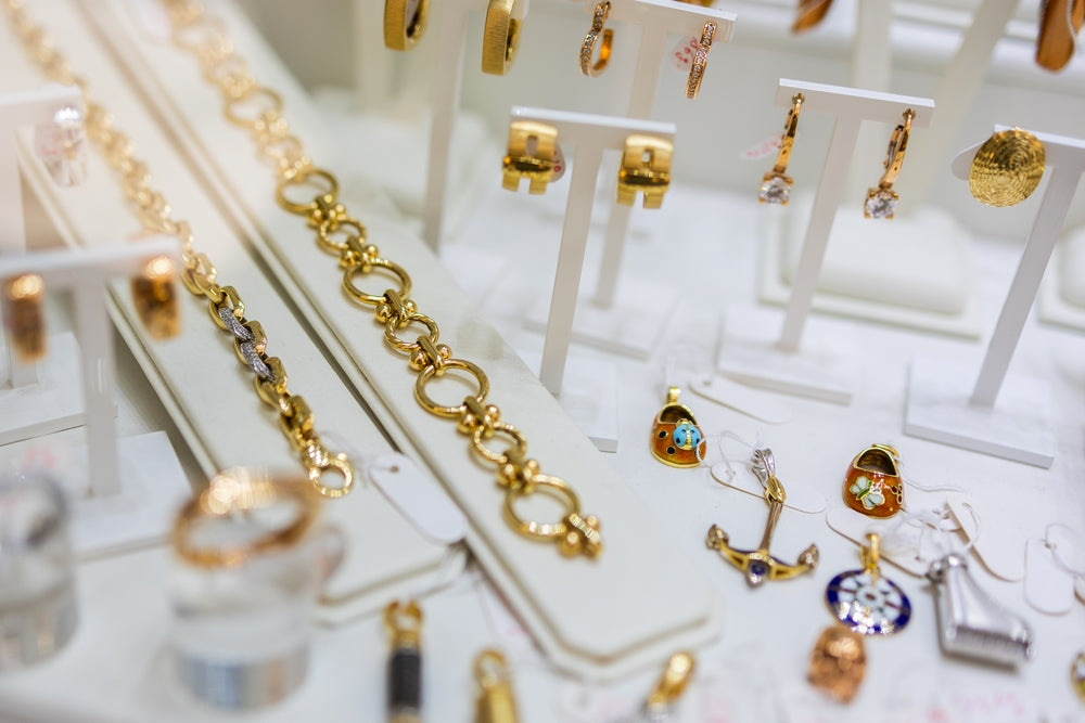 Jewelry & Fashion Accessories