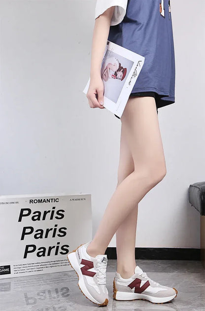 Casual Shoes, Sports Matching Korean Style, Breathable and Wear-Resistant, Very Suitable for Travel, Running Wear, Very Suitable for Women's Casual Sports Shoes