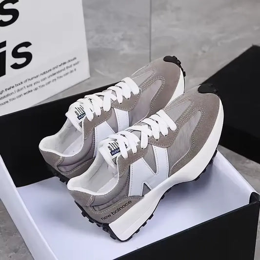 Casual Shoes, Sports Matching Korean Style, Breathable and Wear-Resistant, Very Suitable for Travel, Running Wear, Very Suitable for Women's Casual Sports Shoes