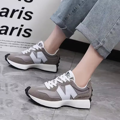 Casual Shoes, Sports Matching Korean Style, Breathable and Wear-Resistant, Very Suitable for Travel, Running Wear, Very Suitable for Women's Casual Sports Shoes